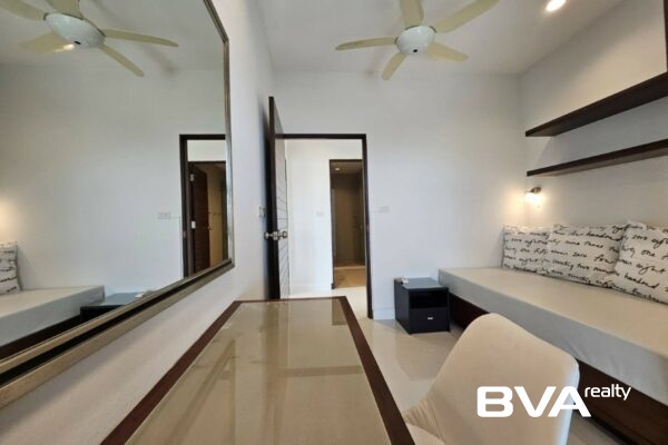 condo for sale Pratumnak Axis