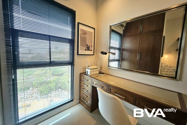 condo for sale Pratumnak Axis