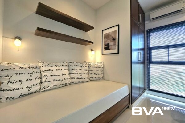 condo for sale Pratumnak Axis
