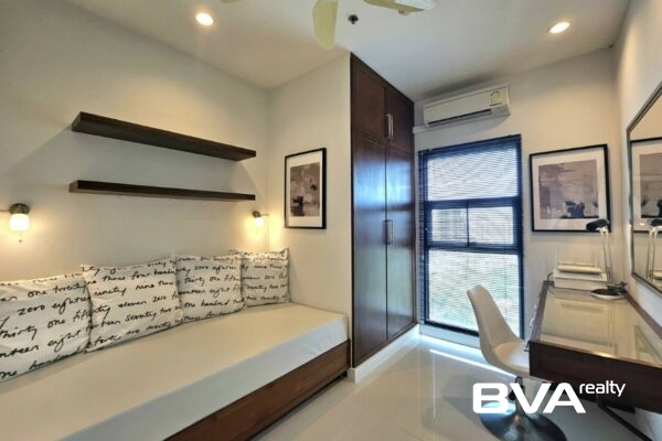 condo for sale Pratumnak Axis