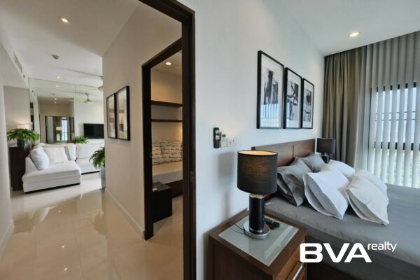 condo for sale Pratumnak Axis